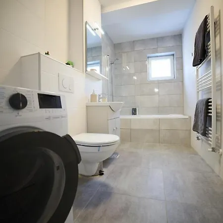 Apartment Flh - Modern 3 Near Old Town - 15 Min Walk Sibiu